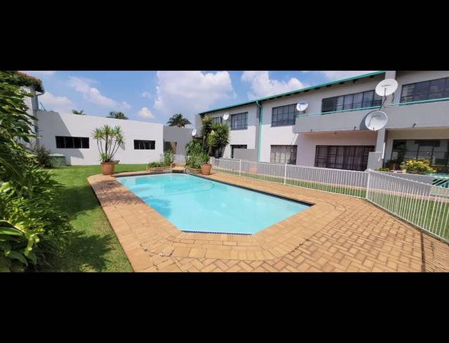 2 BEDROOM APARTMENT FOR SALE IN VERWOERDPARK